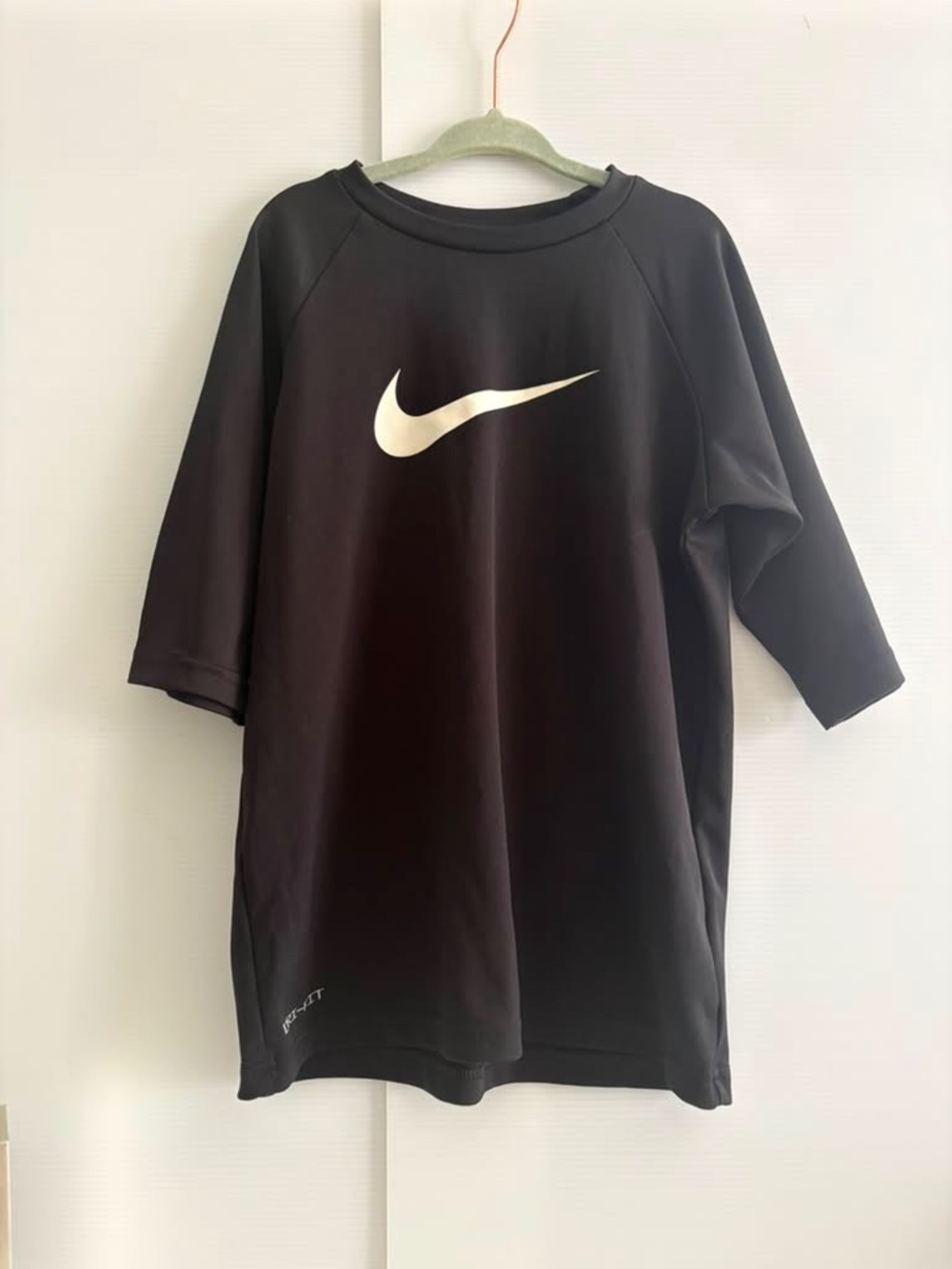 Nike Boys’ Dri-FIT Swim Rashguard | size S 128-137 cm